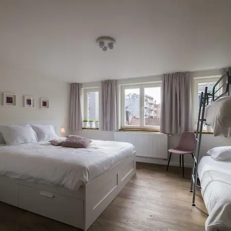 Vakantiehuis Huize Lily, 14p. Oostende