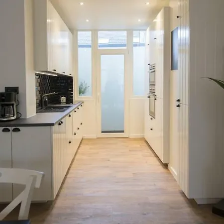 Vakantiehuis Huize Lily, 14p. *